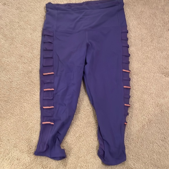 Older style cropped leggings - Picture 1 of 2